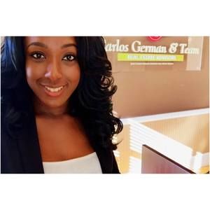 Meet your Posher, Krystal